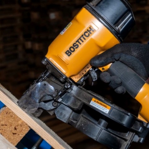 rivenditore-distributore-ufficiale-stanley-bostitch-chiodatrici-fissatrici-a-treviso-e-online