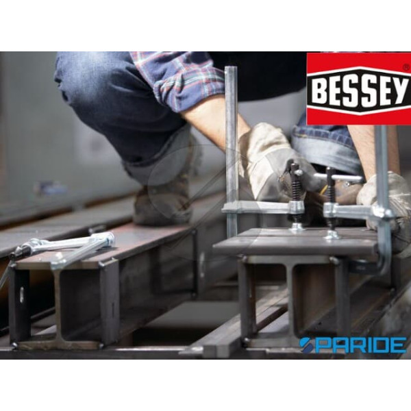 STRETTOIO A VITE IN ACCIAIO GS80K 800X120 CON IMPUGNATURA A TRAVERSINO BESSEY